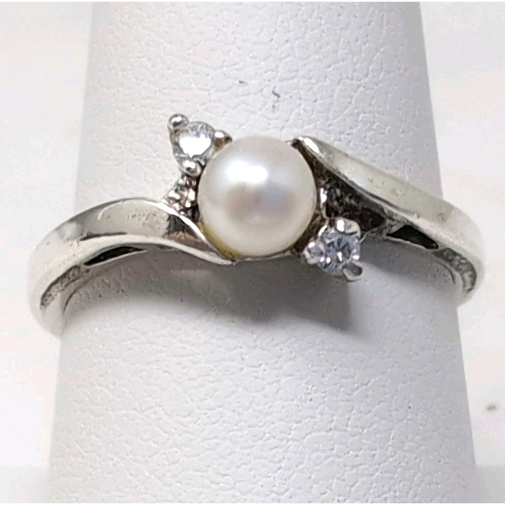 Sterling Silver 925 Pearl Ring CZ Accents Bypass Swirl Design 2.4g Size 8.75 - 9